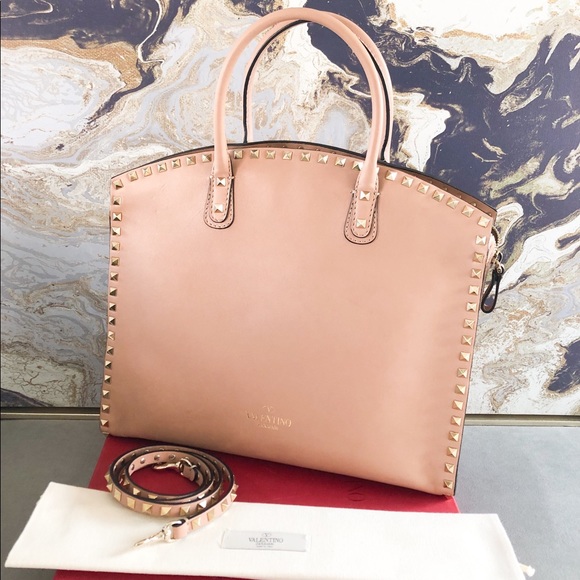 valentino rockstud champagne